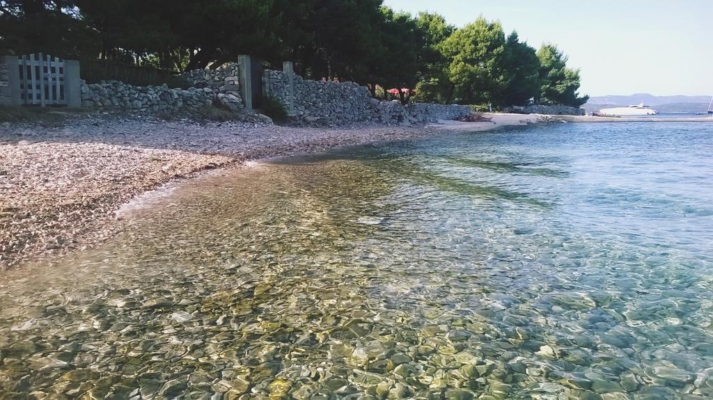 Apartmani Conar Veliki Drvenik Bagian luar foto