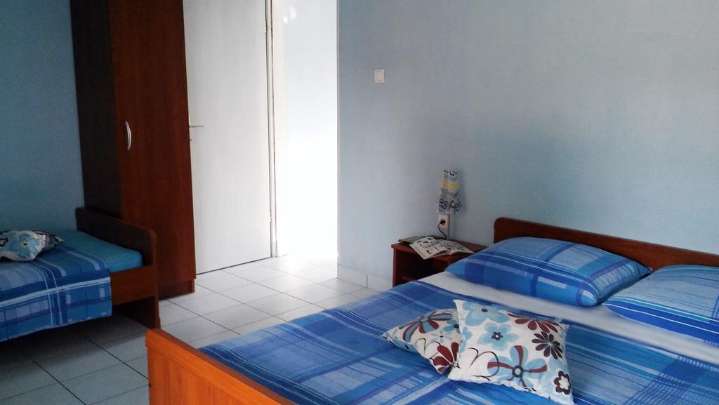 Apartmani Conar Veliki Drvenik Bagian luar foto